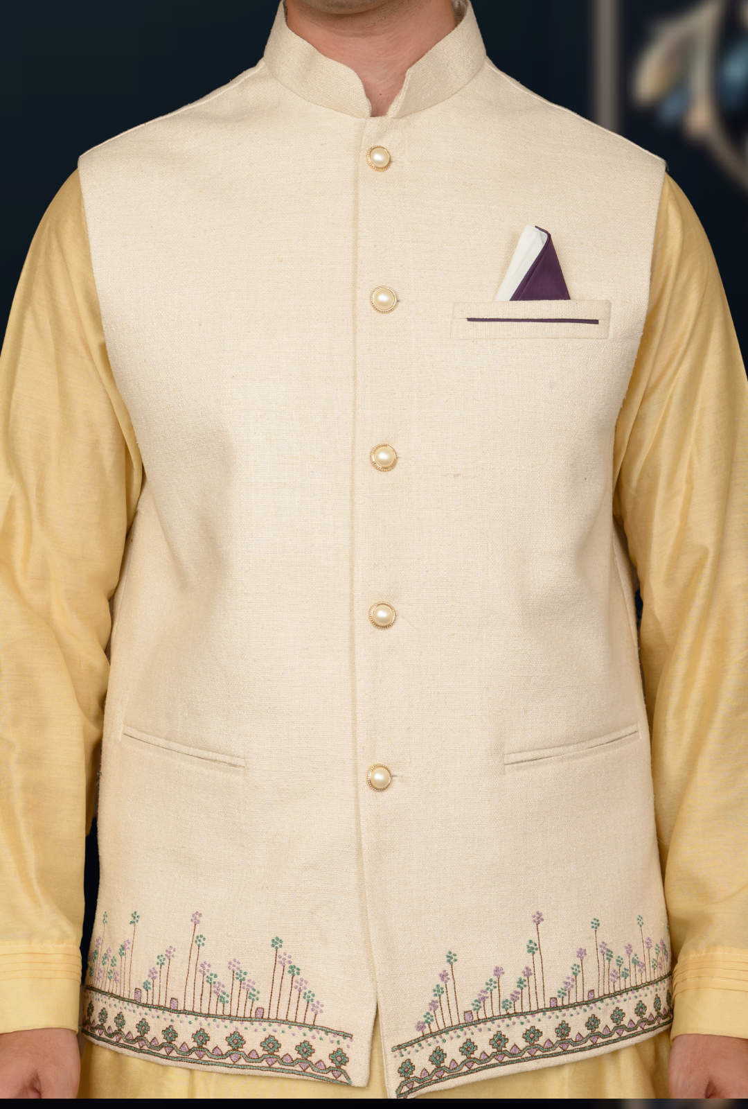 Off-White Jute Cotton Sadri with Patchwork Pockets - Image 4