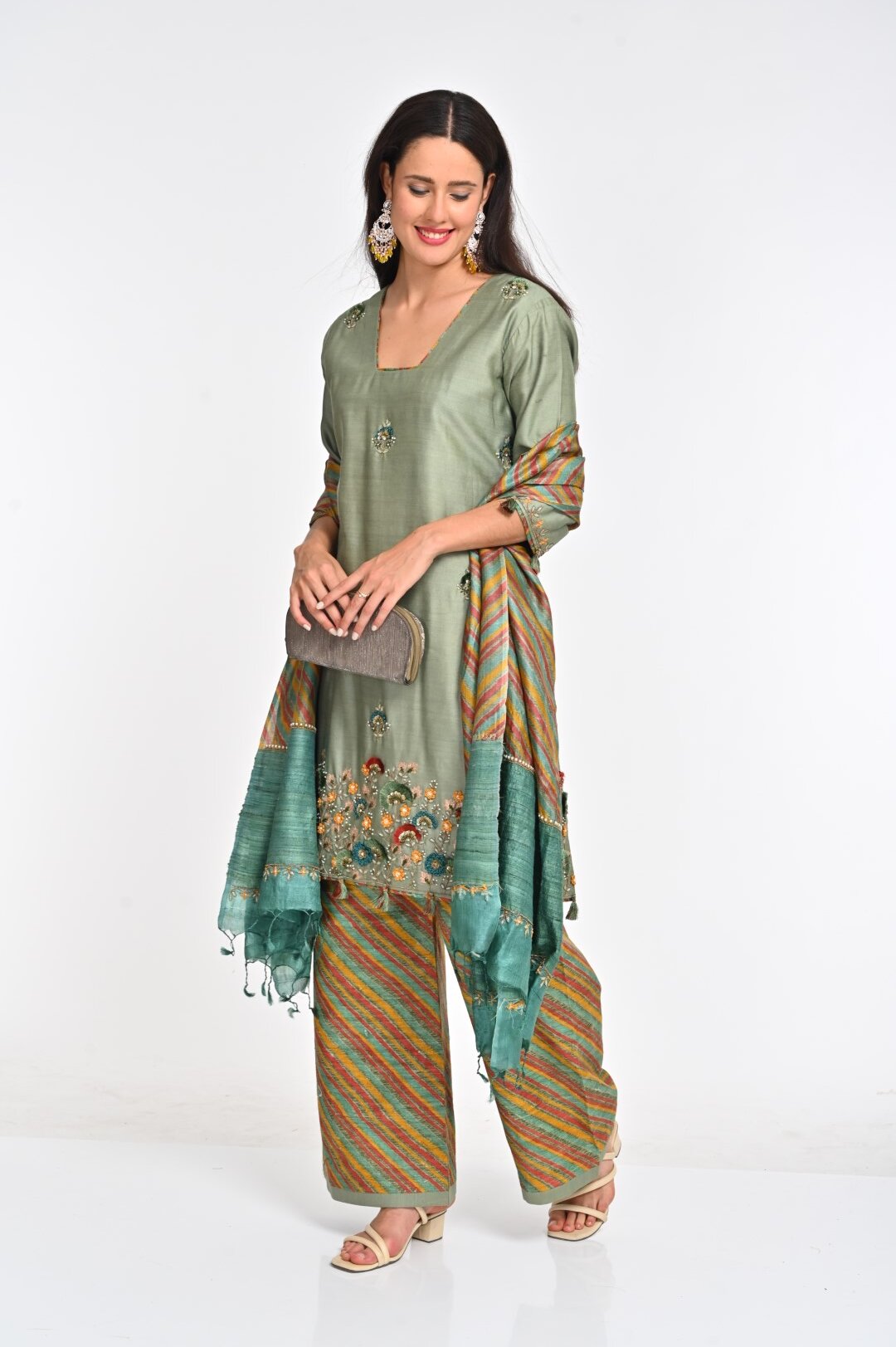 Elegant Embroidered Kurta Set with Ikat Dupatta - Image 4